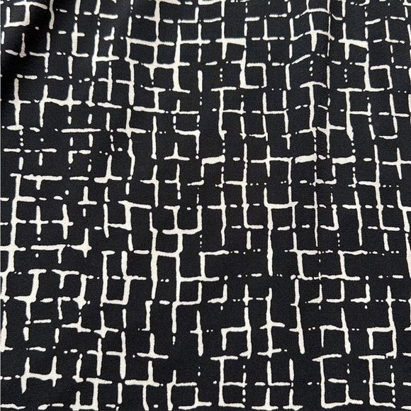 Ann Taylor XS petite business dress black and white - Picture 3 of 3